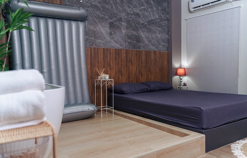 Airi Nuru Massage / あいりヌルマッサージ