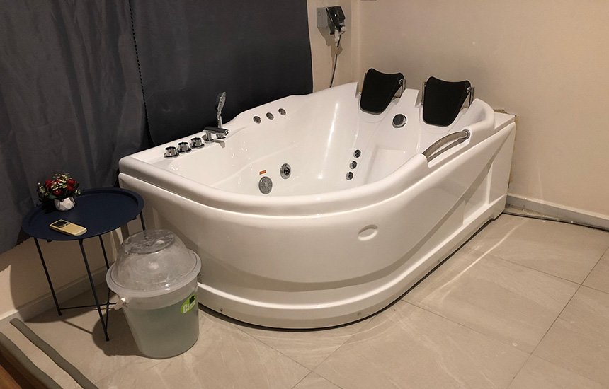 Kizuna Saki Nuru Bangkok / キズナ サキ ヌルマッサージ