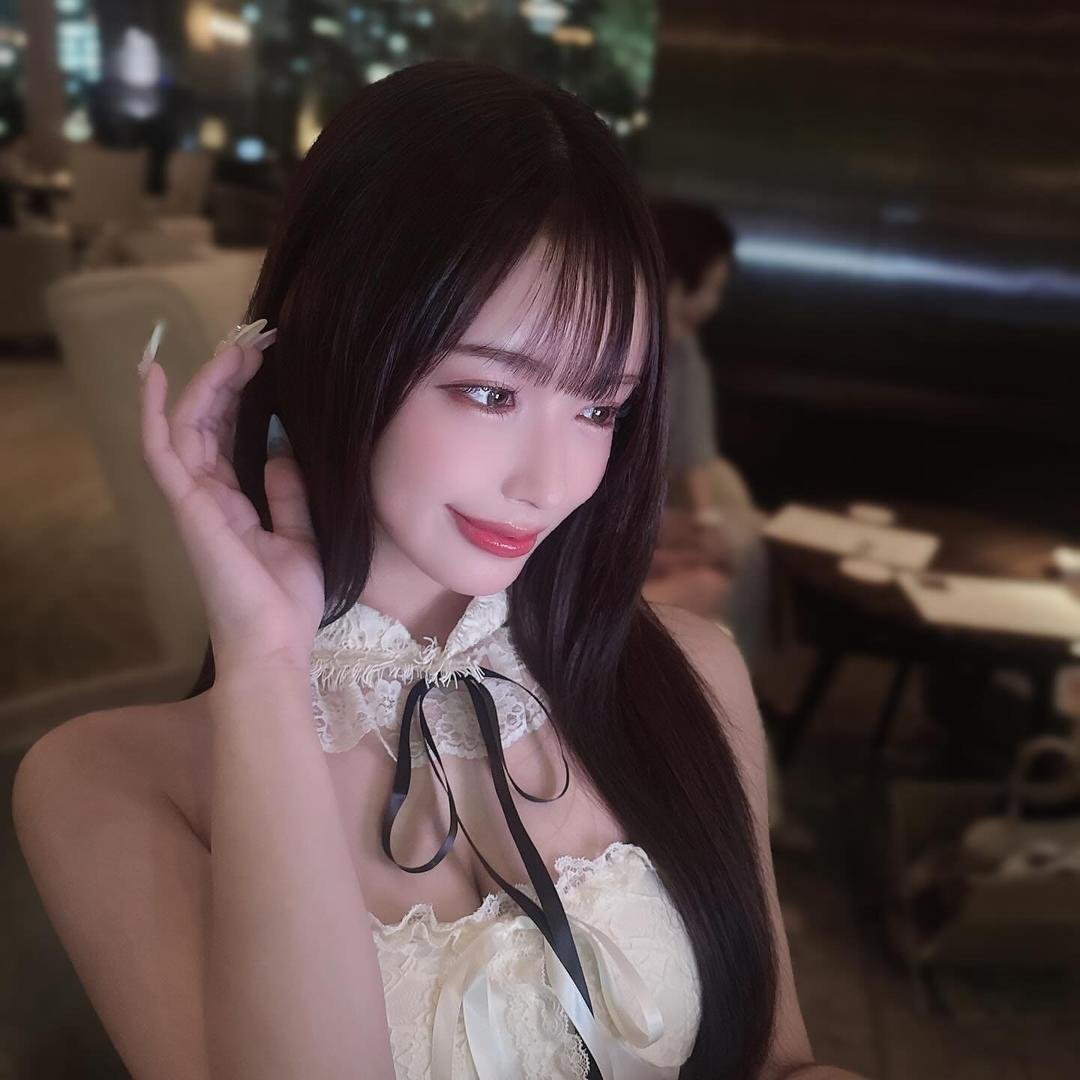 【現役AV女優】長浜みつりさん‼「PRINCESS / プリンセス」