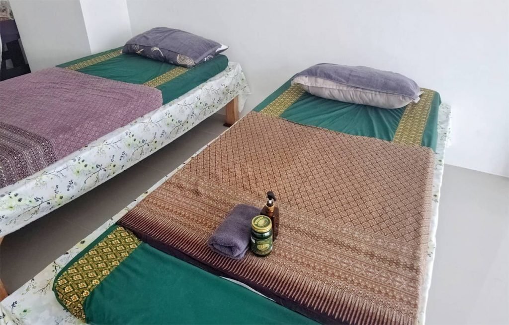 Komkiaw Sriracha / コンキヤオ シラチャー