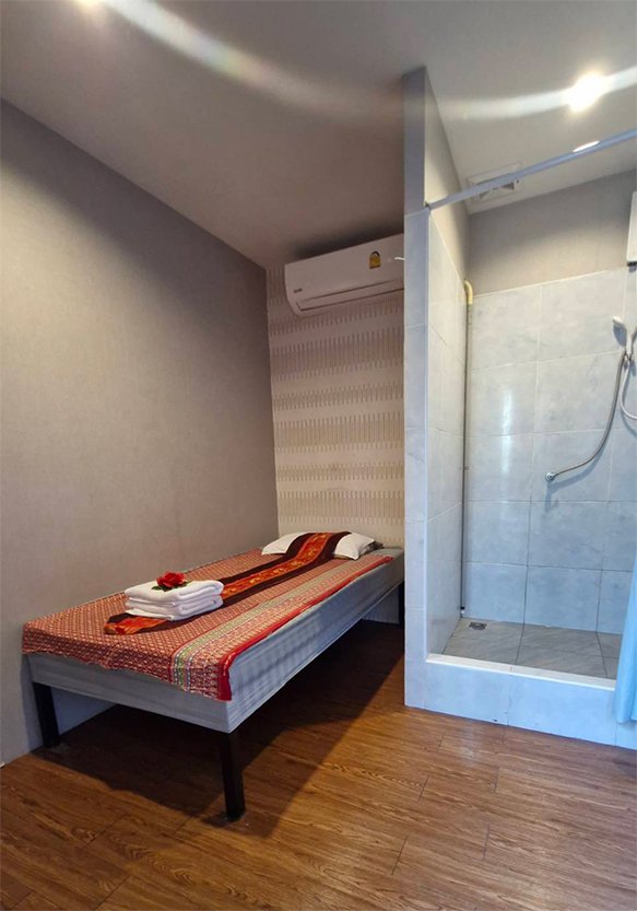 Pakwan Massage / パクワンマッサージ