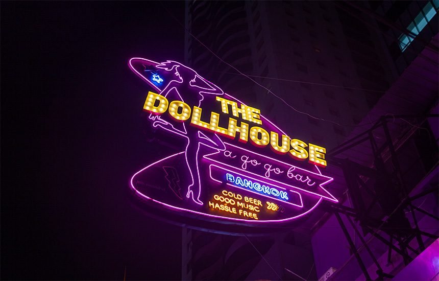 THE DOLLHOUSE / ドールハウス